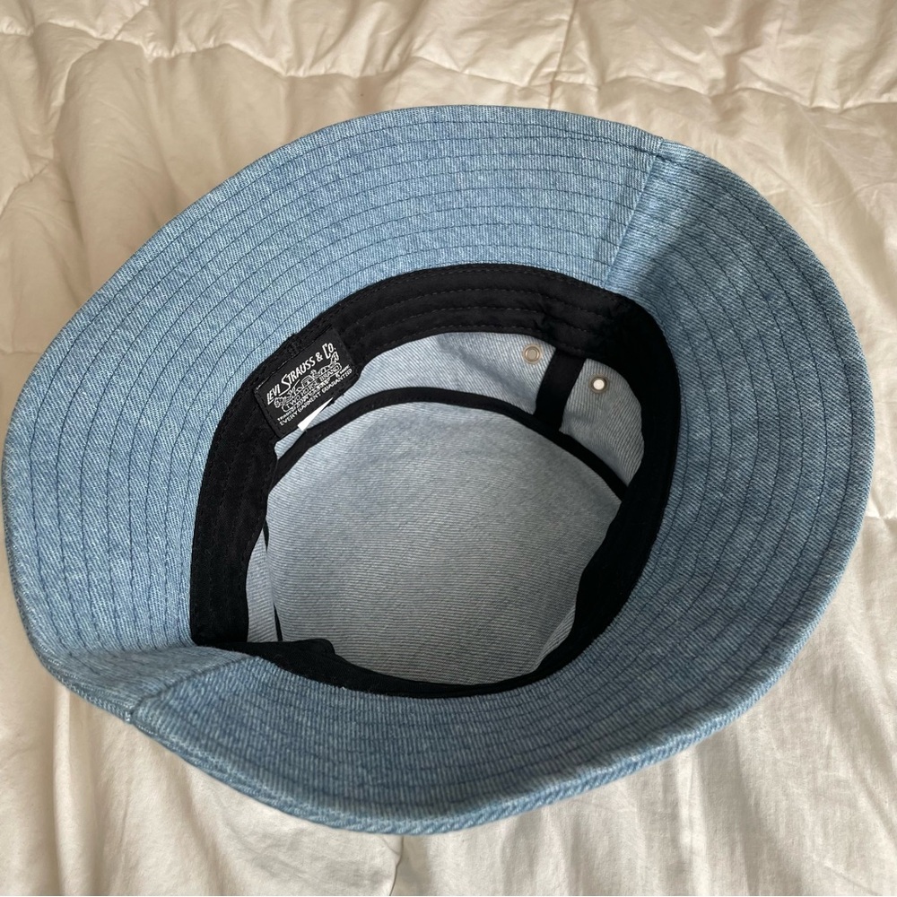 Levi's Lightwash Denim Bucket Hat Gorpcore Streetwear - Picture 4 of 5